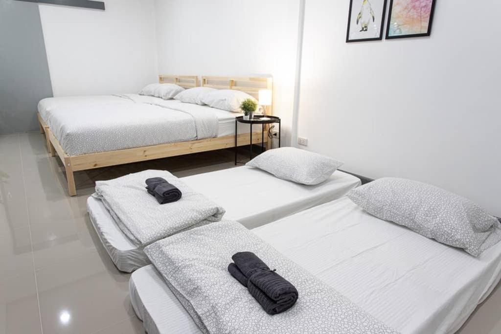 شقة P4 Silom Large 2Beds Full Kitchen Wifi 4-6Pax بانكوك المظهر الخارجي الصورة