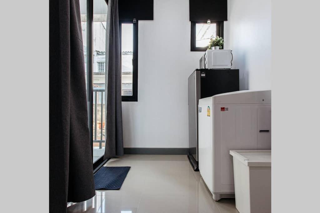 شقة P4 Silom Large 2Beds Full Kitchen Wifi 4-6Pax بانكوك المظهر الخارجي الصورة